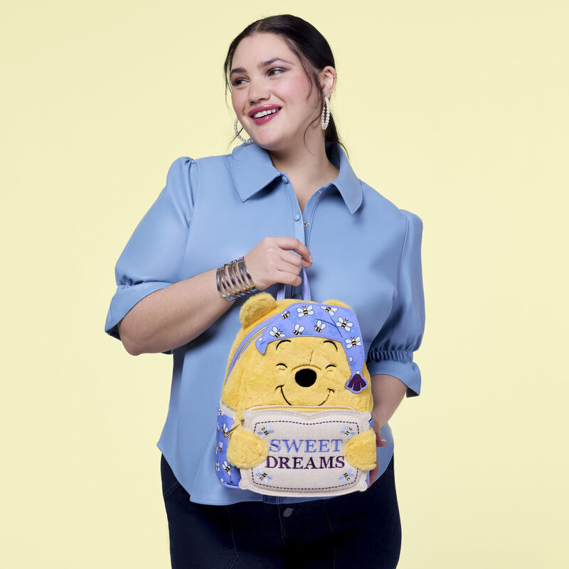 Alternative view of Winnie the Pooh Exclusive Classic Bedtime Plush Cosplay Mini Backpack